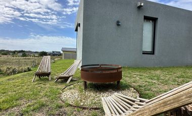 Casa en venta - 3 Dormitorios 3 Baños - Pinamar