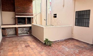 Amplio PH de 6 dormitorios   patio, 12 de Octubre al 700, PM