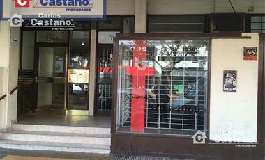 Exc. Local Comercial de 119m2 Tot. con Patio