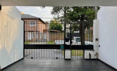 Casa tipo duplex en Barrio CAP Zárate