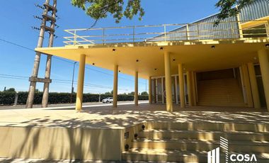Local comercial en venta  Funes Santa Fe ubicación estratégica