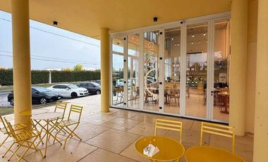 Local comercial en venta  Funes Santa Fe ubicación estratégica