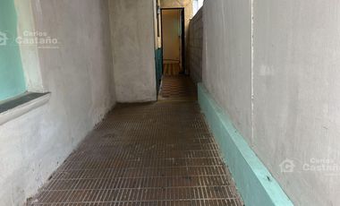 Depósito de 12x7m a 1/c de Av. Maipú