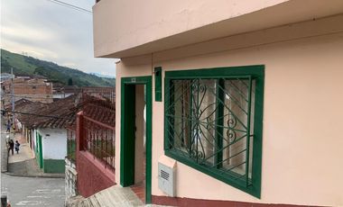 VENTA CASA TITIRIB, SUROESTE ANTIOQUEÑO
