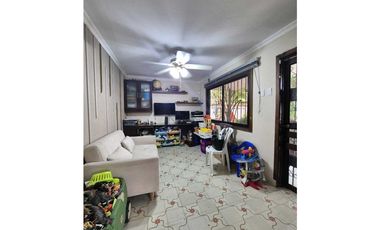 EN VENTA CASA TRADICIONAL EN EL TABOR