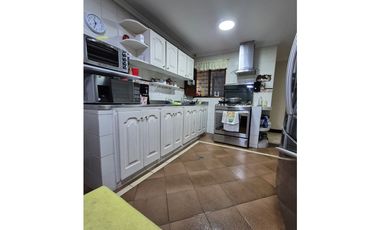 EN VENTA CASA TRADICIONAL EN EL TABOR