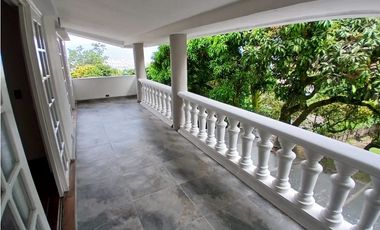 Casa en Arriendo y Venta en el sector de El Tesoro