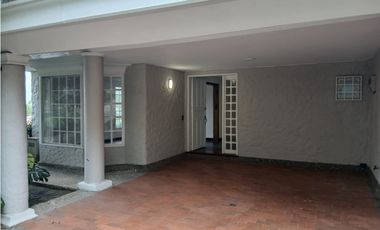 Casa en Arriendo y Venta en el sector de El Tesoro