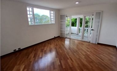 Casa en Arriendo y Venta en el sector de El Tesoro