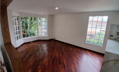 Casa en Arriendo y Venta en el sector de El Tesoro