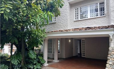 Casa en Arriendo y Venta en el sector de El Tesoro