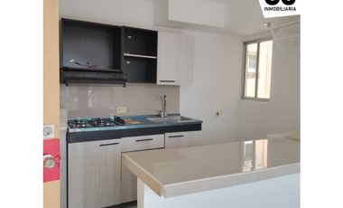Se arrienda apartamento piso 11 conjunto Residencial mas house