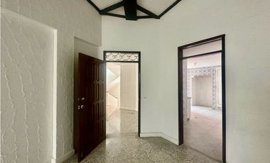 APARTAMENTO EN VENTA DE 3 HABITACIONES CERCA AL VIVA