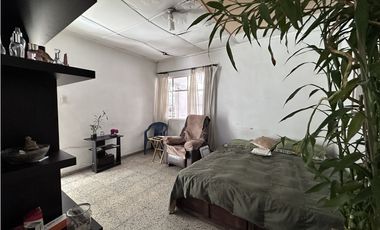 Casa lote en venta, Manila, Medellín