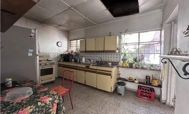 Casa lote en venta, Manila, Medellín