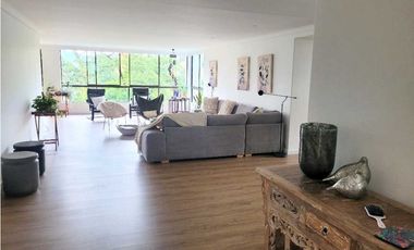 Elegancia, amplitud y ubicación estratégica. REMODELADO