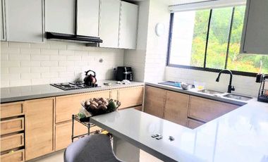 Elegancia, amplitud y ubicación estratégica. REMODELADO