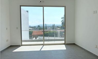 CASA NUEVA EN VENTA MODERNA EN RESIDENCIAL A 5 MIN DEL SUR DE CUERNA