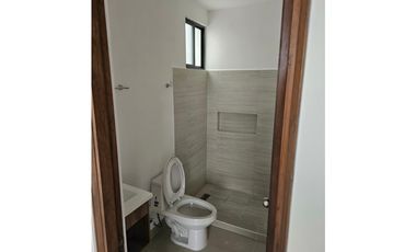 RENTA DE CASA EN PUERTA JARDIN APODACA CERCA DEL  AEROPUERTO