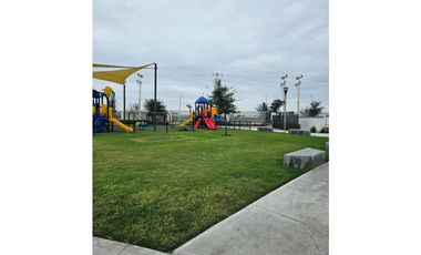 RENTA DE CASA EN PUERTA JARDIN APODACA CERCA DEL  AEROPUERTO