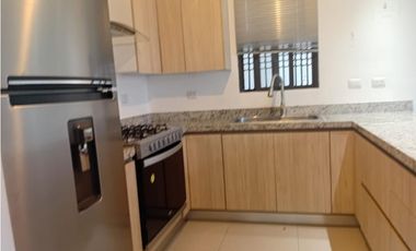 RENTA DE CASA EN PUERTA JARDIN APODACA CERCA DEL  AEROPUERTO