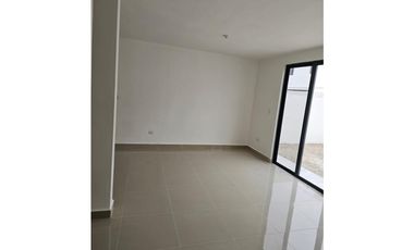 RENTA DE CASA EN PUERTA JARDIN APODACA CERCA DEL  AEROPUERTO