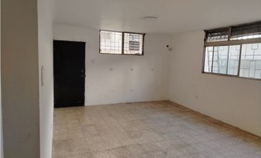 Kennedy, Hermoso Departamento en Renta, 100m2