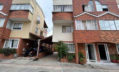 Casa en venta Floridablanca – Conjunto Prados de Cañaveral, estrato 6, 5 habitaciones, 196 m², construida en 2005, MLS 15868