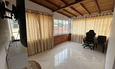 Casa en venta Floridablanca – Conjunto Prados de Cañaveral, estrato 6, 5 habitaciones, 196 m², construida en 2005, MLS 15868