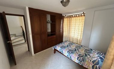 Casa en venta Floridablanca – Conjunto Prados de Cañaveral, estrato 6, 5 habitaciones, 196 m², construida en 2005, MLS 15868