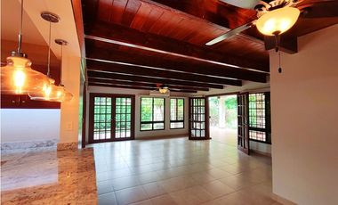 SE ALQUILA CASA EN ANCON