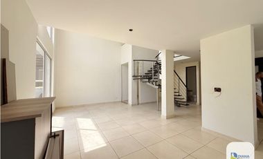 Venta de casa en Costa Sur