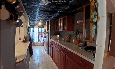 SE VENDE CASA +, 6 CUARTOS (ALQUILER O AIRBNB) 1250m2