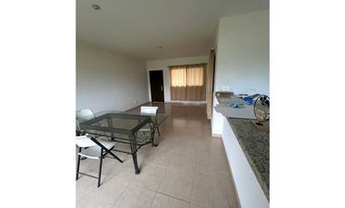 VENTA DE CASA EN ALGARROBOS 2R
