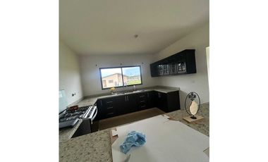 VENTA DE CASA EN ALGARROBOS 2R