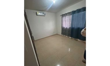 VENTA DE CASA EN ALGARROBOS 2R