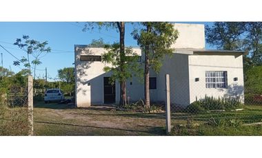Casa con Quincho en Ayres de Colonia!