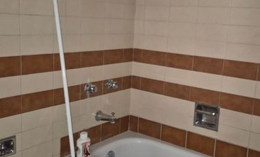 calle 49 e/13 y 14 - DEPTO 2 dorm