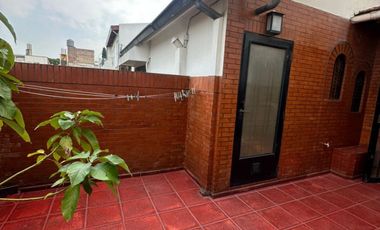 Hermosa casa con local comercial en venta en Villa Madero, PERMUTA MENOR VALOR