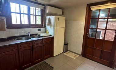 Hermosa casa con local comercial en venta en Villa Madero, PERMUTA MENOR VALOR