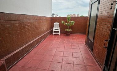 Hermosa casa con local comercial en venta en Villa Madero, PERMUTA MENOR VALOR