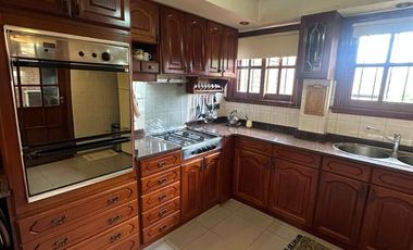 Hermosa casa con local comercial en venta en Villa Madero, PERMUTA MENOR VALOR