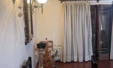 Casa en venta c/ cochera en Chacras de Coria