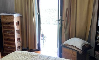 Casa en venta c/ cochera en Chacras de Coria