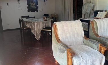 Casa en venta c/ cochera en Chacras de Coria