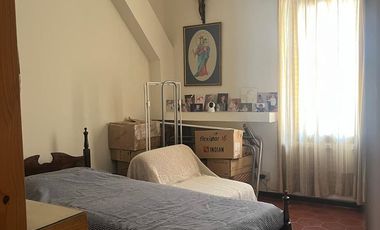 Casa en venta c/ cochera en Chacras de Coria