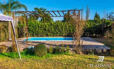 Casa en venta de 3 dormitorios en Campo Quijano