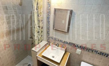 Casa en alquiler en Ezpeleta Este