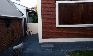 Casa PH en alquiler en Bernal Oeste