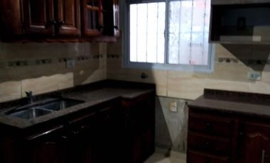 Casa PH en alquiler en Bernal Oeste